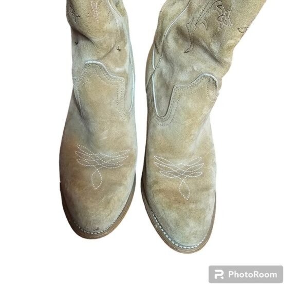 Wolverine Tan Suede Embroidered Heeled Boots Sz 7.5 Coastal Cowgirl Almond Toe - Picture 3 of 14